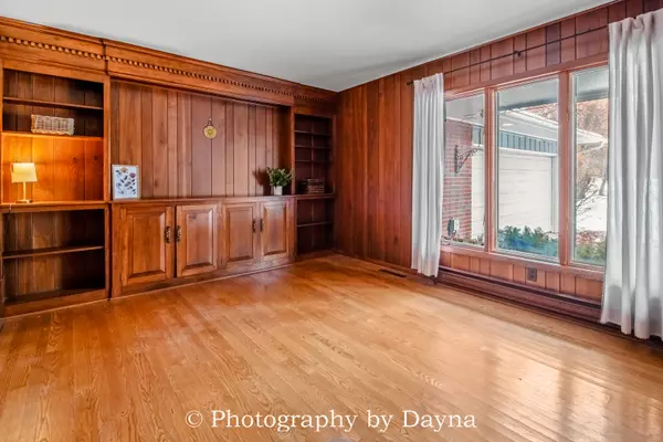 Momence, IL 60954,5532 N 13000e RD