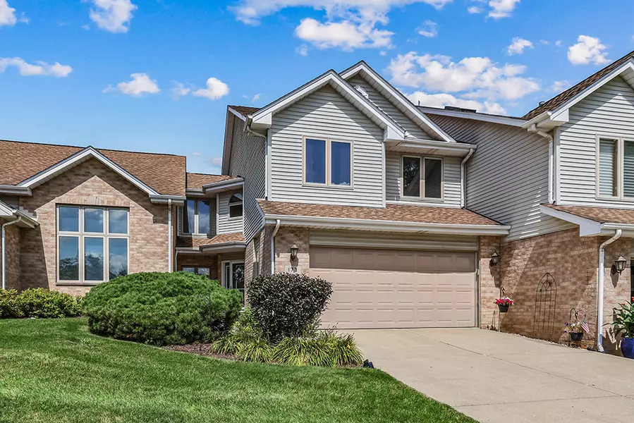 173 Harper LN, Lemont, IL 60439