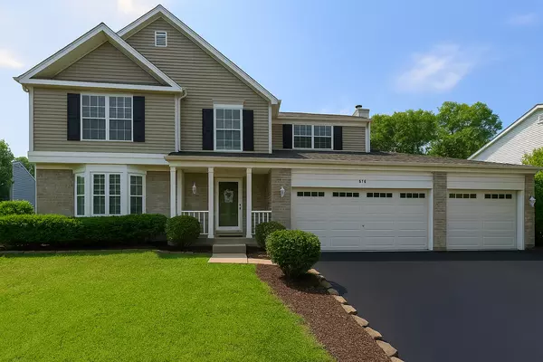 754 Huntington DR, Carol Stream, IL 60188