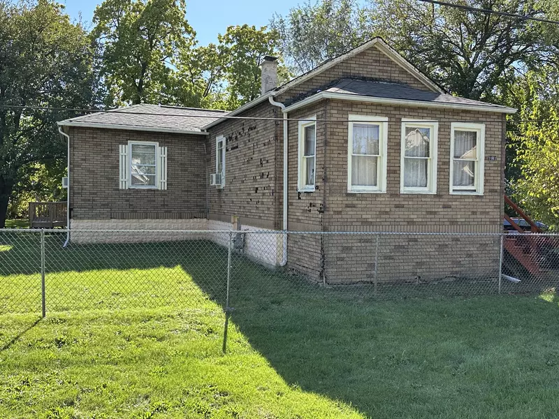 1611 Indian AVE, Aurora, IL 60505