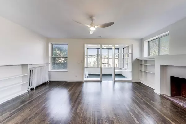 Chicago, IL 60637,6121 S Woodlawn AVE #2