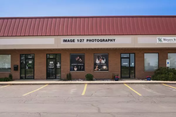 9203 S Il Route 31, Lake In The Hills, IL 60156