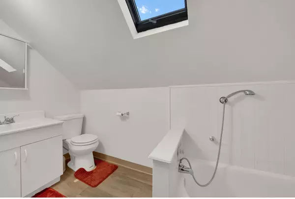 Chicago, IL 60638,6238 S Massasoit AVE #2