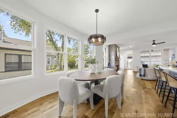 Naperville, IL 60563,715 N Brainard ST