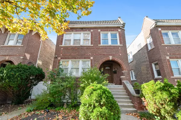 1828 S 58th AVE, Cicero, IL 60804