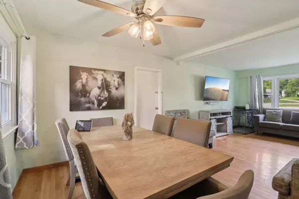 Cary, IL 60013,2610 Killarney DR