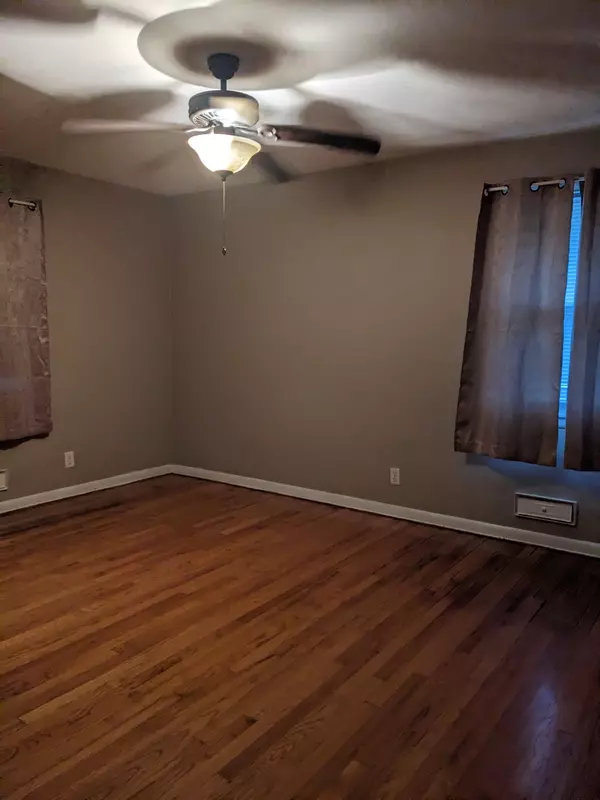 Rockford, IL 61107,1211 Stratford AVE