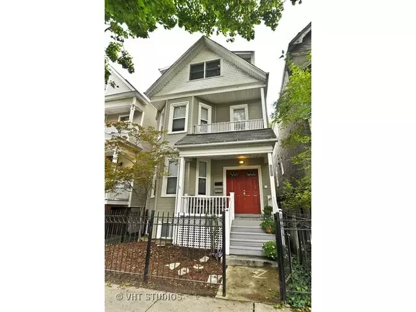 1527 W Wellington AVE #1, Chicago, IL 60657