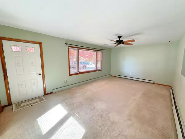 Streator, IL 61364,907 S Park ST