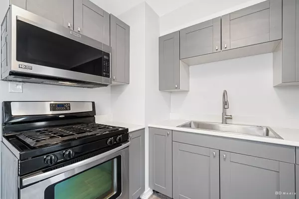 Calumet City, IL 60409,446 WARREN ST