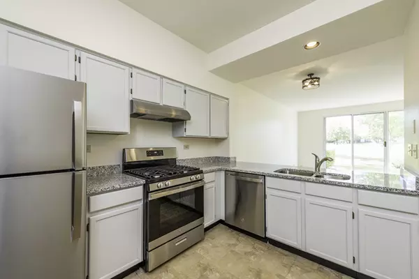 Gurnee, IL 60031,17775 W Braewick RD #0