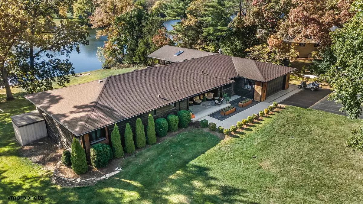 Barrington, IL 60010,Address not disclosed