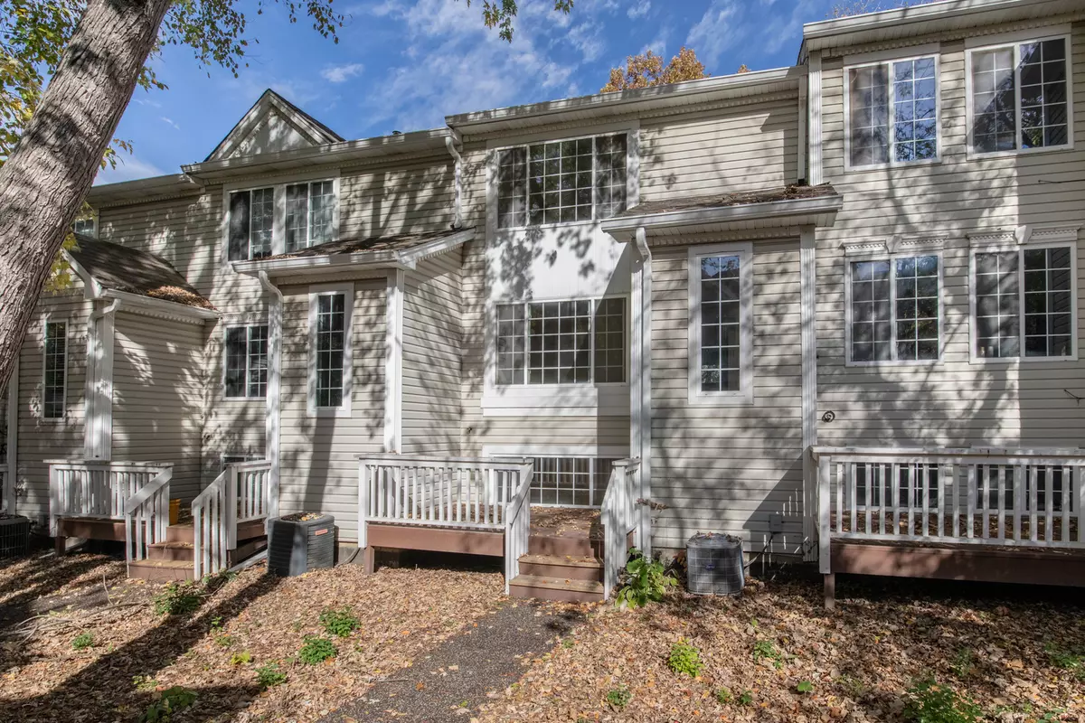 Round Lake, IL 60073,97 N Macgillis DR