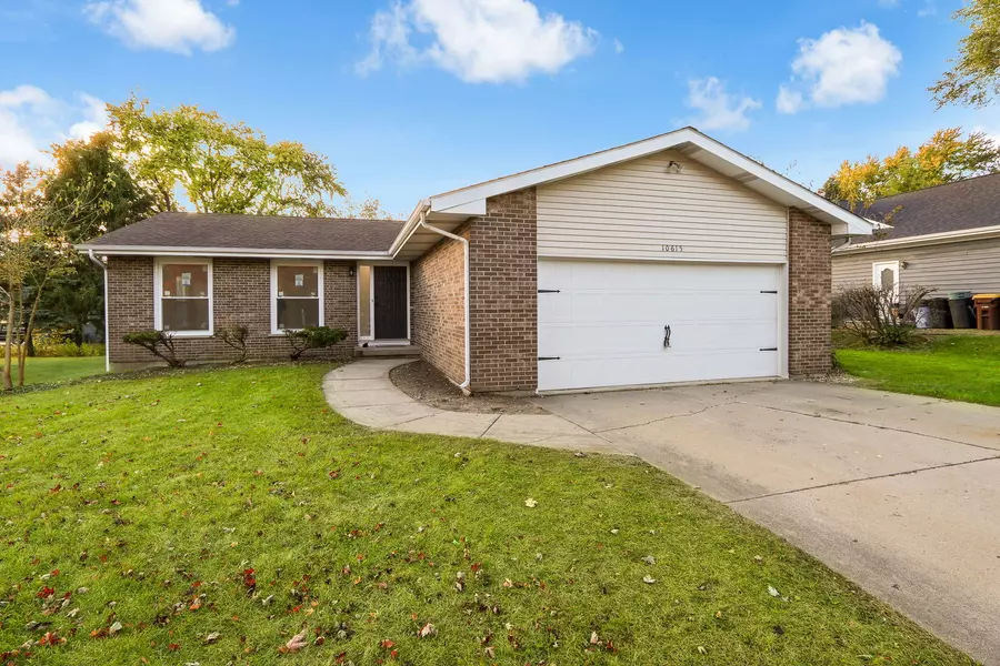 10615 Mathew ST, Huntley, IL 60142