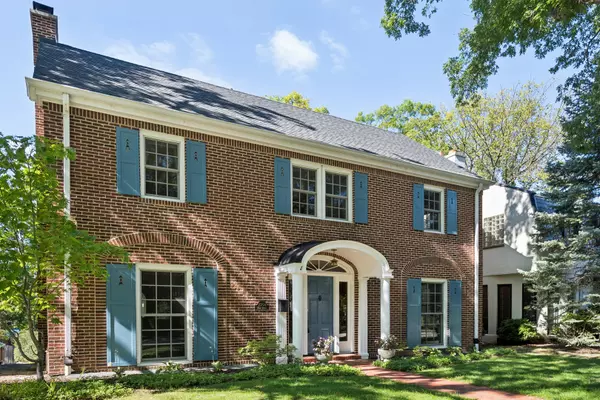 2754 Ridge AVE, Evanston, IL 60201