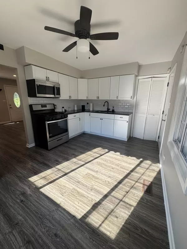 Hazel Crest, IL 60429,3614 Wheelwood CT