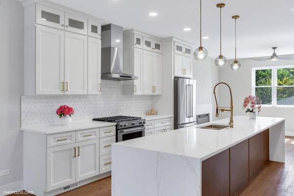 Chicago, IL 60634,7431 W Forest Preserve AVE