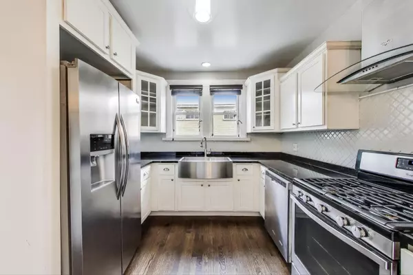 Berwyn, IL 60402,2212 Grove AVE