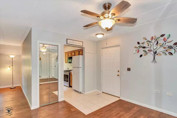 Oak Forest, IL 60452,5150 Shadow Creek DR #4