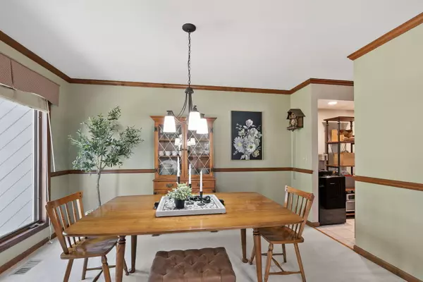 Grayslake, IL 60030,508 West TRL