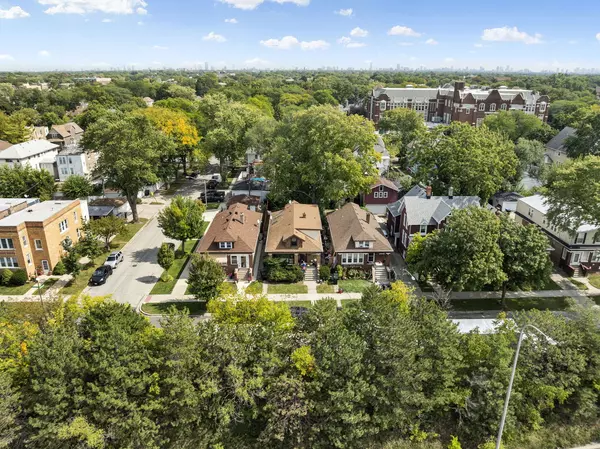 Chicago, IL 60630,4655 N Keating AVE