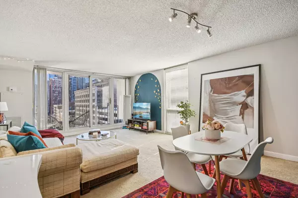 Chicago, IL 60601,200 N Dearborn ST #1303