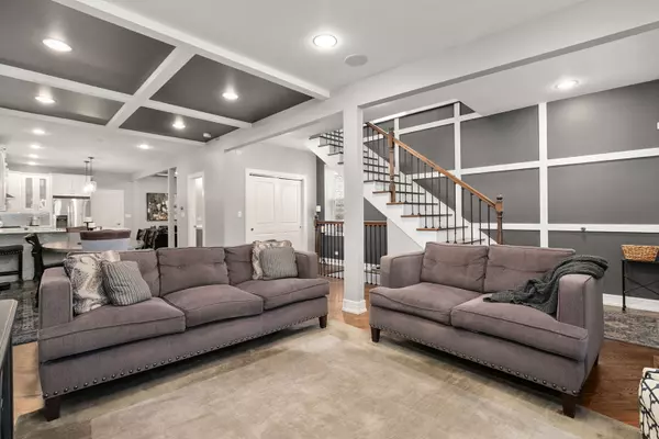 Chicago, IL 60618,3940 N Christiana AVE