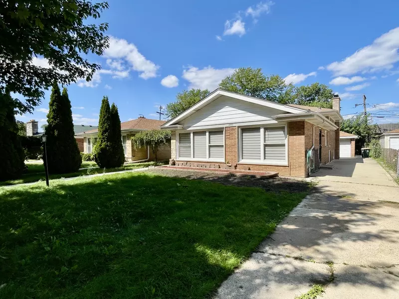 3942 W Fitch AVE, Lincolnwood, IL 60712