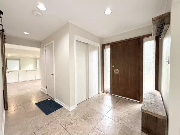 Kankakee, IL 60901,206 Julie DR