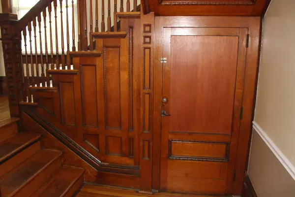 Clinton, IL 61727,411 W Main ST