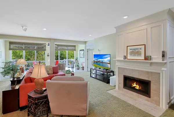 Huntley, IL 60142,12145 Daphne DR