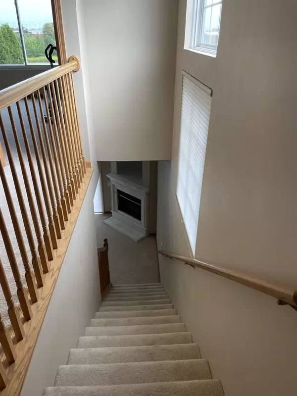 Naperville, IL 60540,2617 CARROLWOOD RD #2617