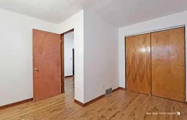 Waukegan, IL 60085,428 N Poplar ST