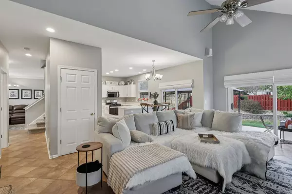 Huntley, IL 60142,11680 Cape Cod LN