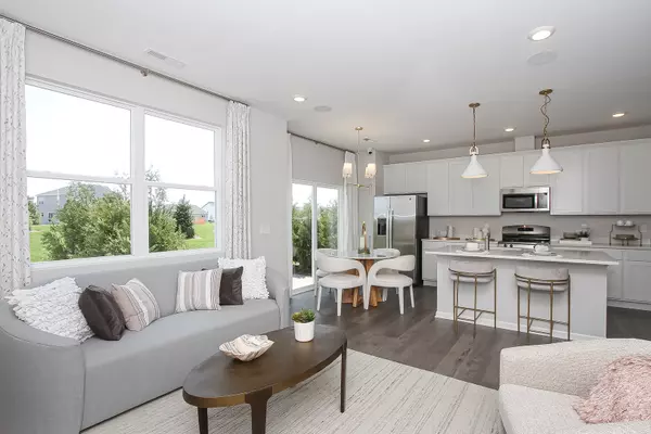 South Elgin, IL 60177,324 Kingsport DR