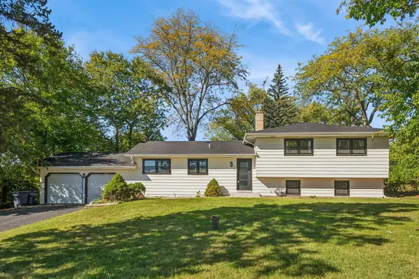 3S126 Park BLVD, Glen Ellyn, IL 60137