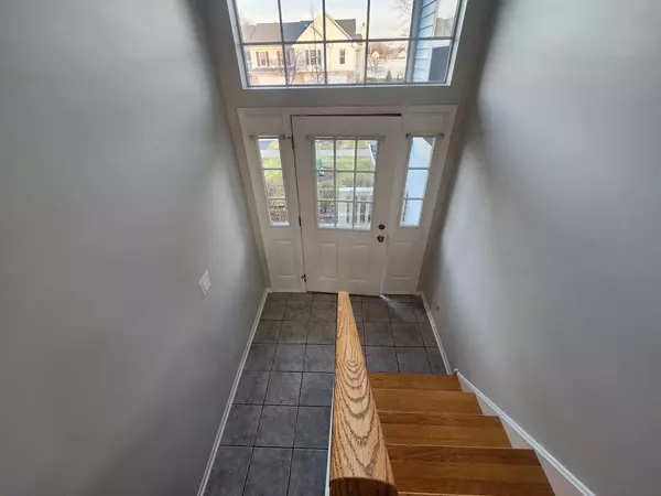 Arlington Heights, IL 60005,2650 S Embers LN