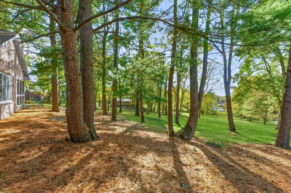 White Heath, IL 61884,52 Glenn DR