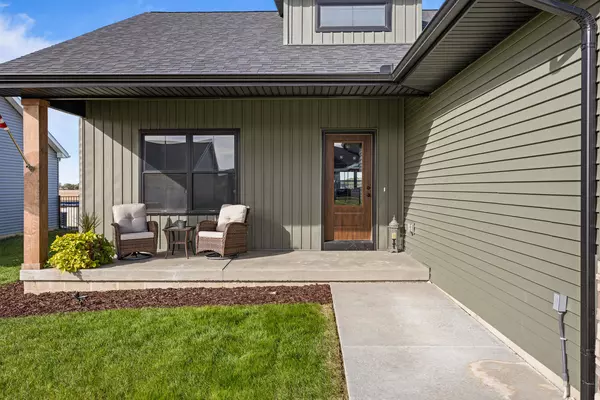 Urbana, IL 61802,3501 Melissa LN