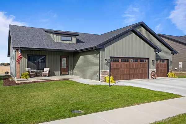 Urbana, IL 61802,3501 Melissa LN