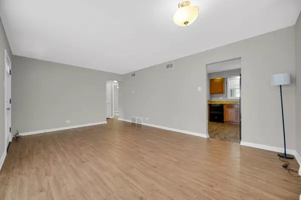 Homewood, IL 60430,18652 Martin AVE