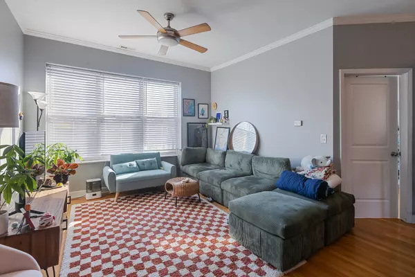 Chicago, IL 60647,2714 N Kedzie AVE #3