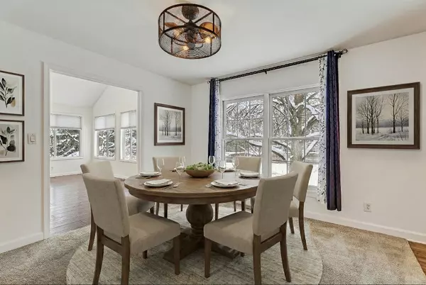 Crystal Lake, IL 60012,3901 Weathervane LN