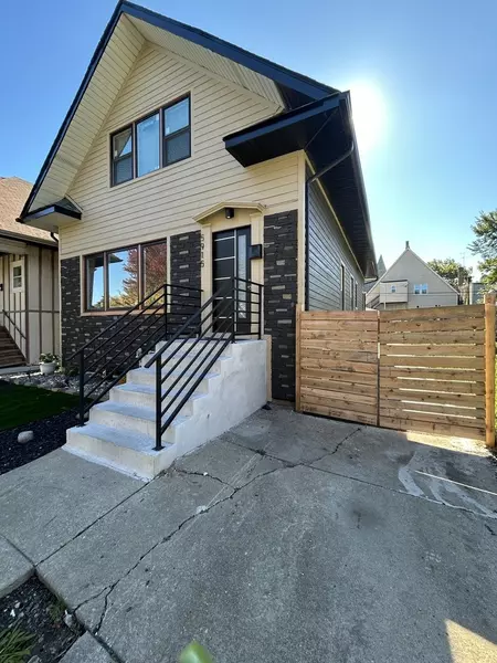 5915 W Iowa ST, Chicago, IL 60651