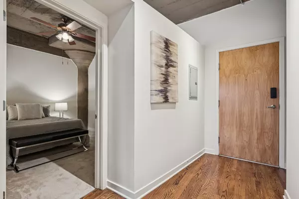 Chicago, IL 60608,1151 W 14th PL #238