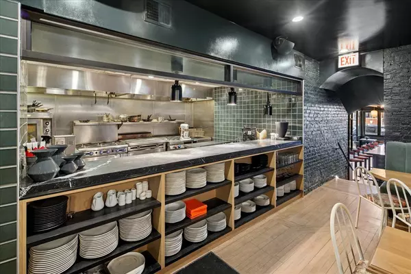 Chicago, IL 60647,2528 N California AVE