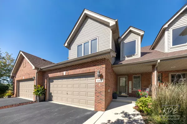 Lisle, IL 60532,444 Lawrence LN