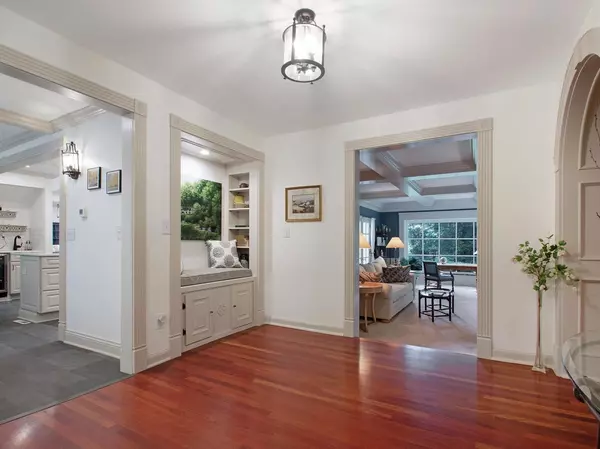 Rockford, IL 61107,1850 N Mulford RD