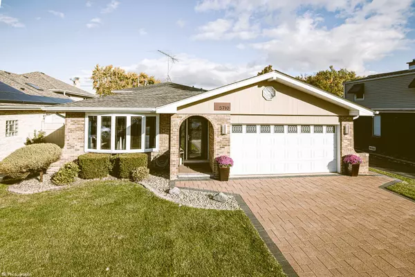 Oak Lawn, IL 60453,5710 W 89th PL