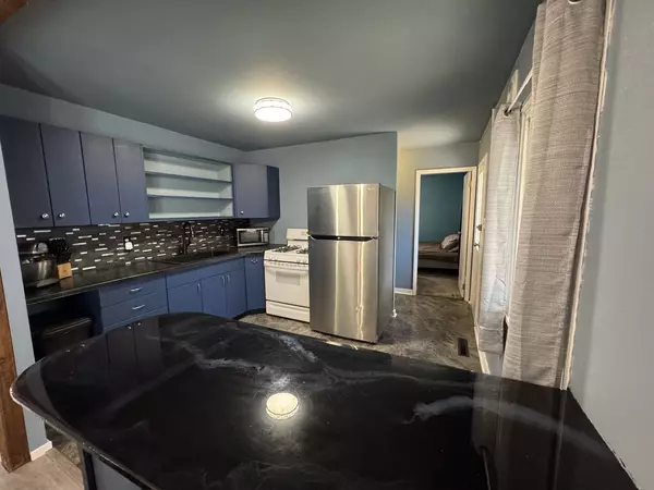 Champaign, IL 61821,1601 Carolyn DR